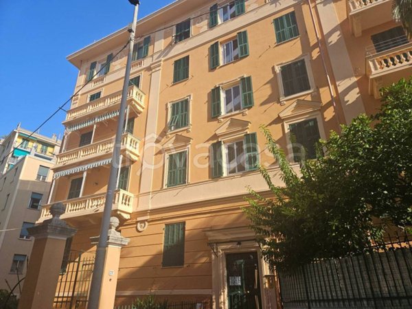 appartamento in vendita a Genova in zona Pegli