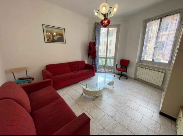 appartamento in vendita a Genova in zona Certosa