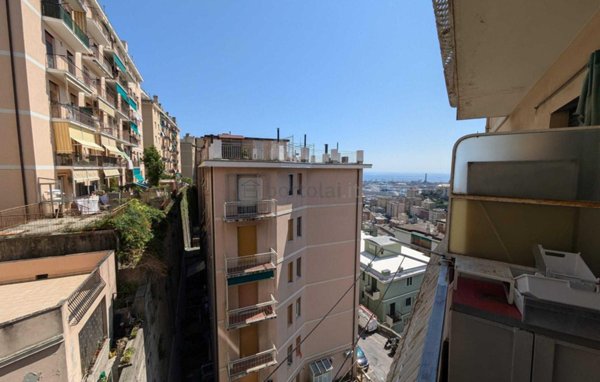 appartamento in vendita a Genova in zona Oregina