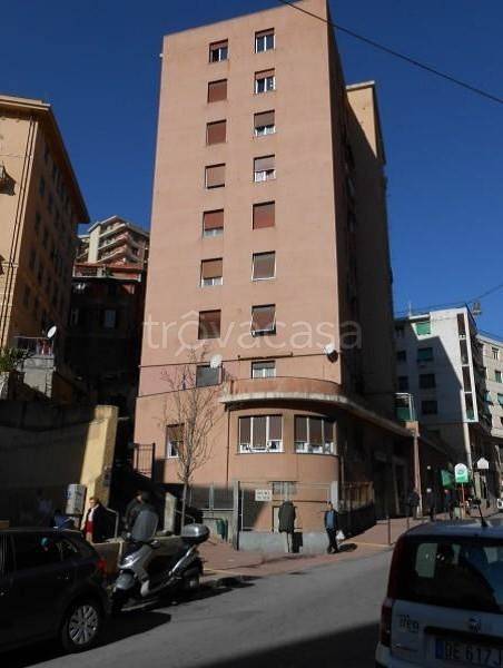 appartamento in vendita a Genova in zona Lagaccio / Granarolo