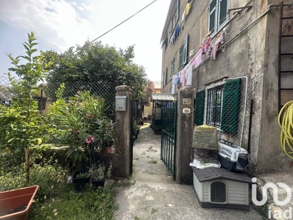 appartamento in vendita a Genova in zona Apparizione