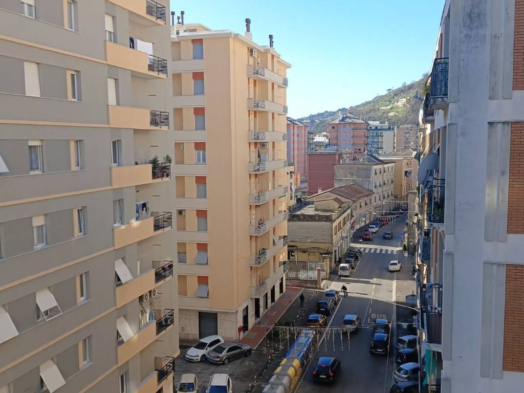 appartamento in vendita a Genova in zona Molassana