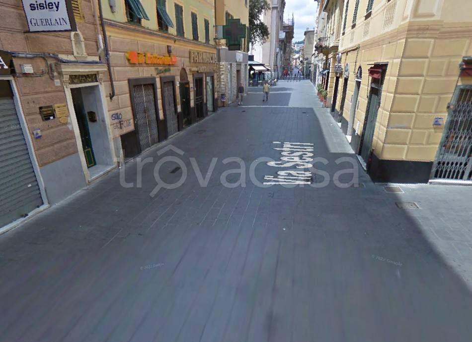negozio in vendita a Genova in zona Sestri Ponente