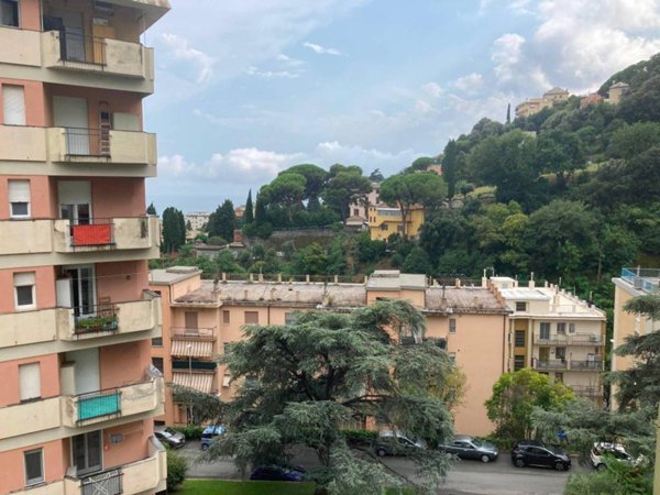 appartamento in vendita a Genova in zona Pegli