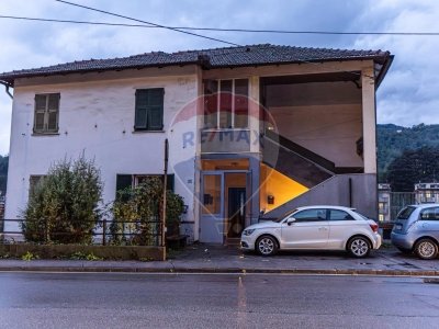 appartamento in vendita a Genova in zona Pontedecimo