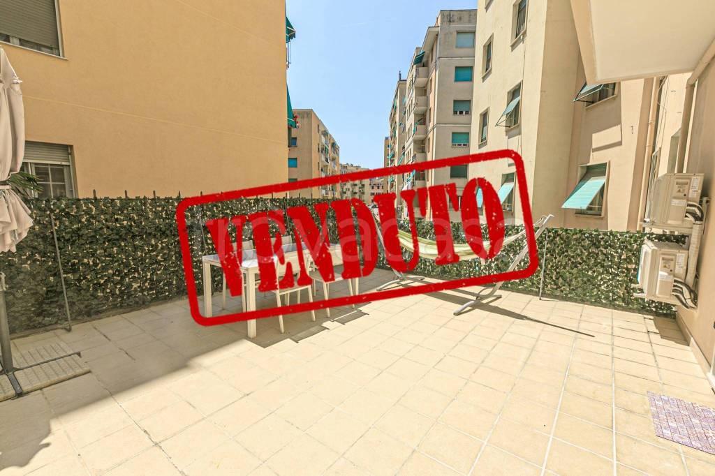 appartamento in vendita a Genova in zona Marassi
