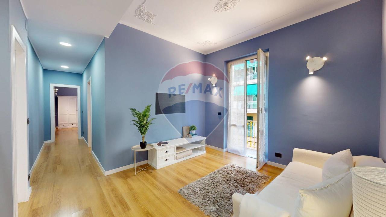 appartamento in vendita a Genova in zona Sestri Ponente