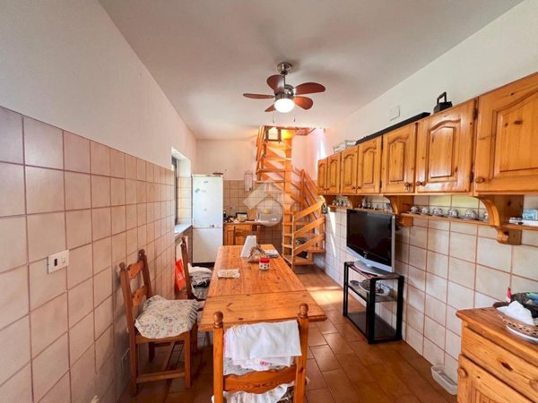 appartamento in vendita a Genova in zona Marassi