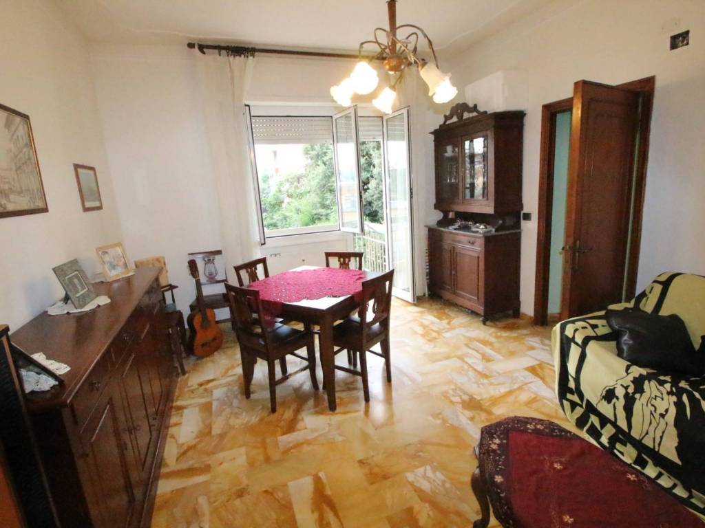 appartamento in vendita a Genova in zona Palmaro / Pra'