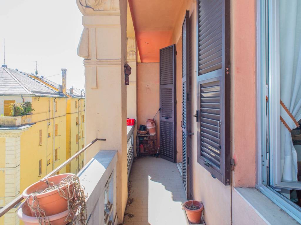 appartamento in vendita a Genova in zona Castelletto