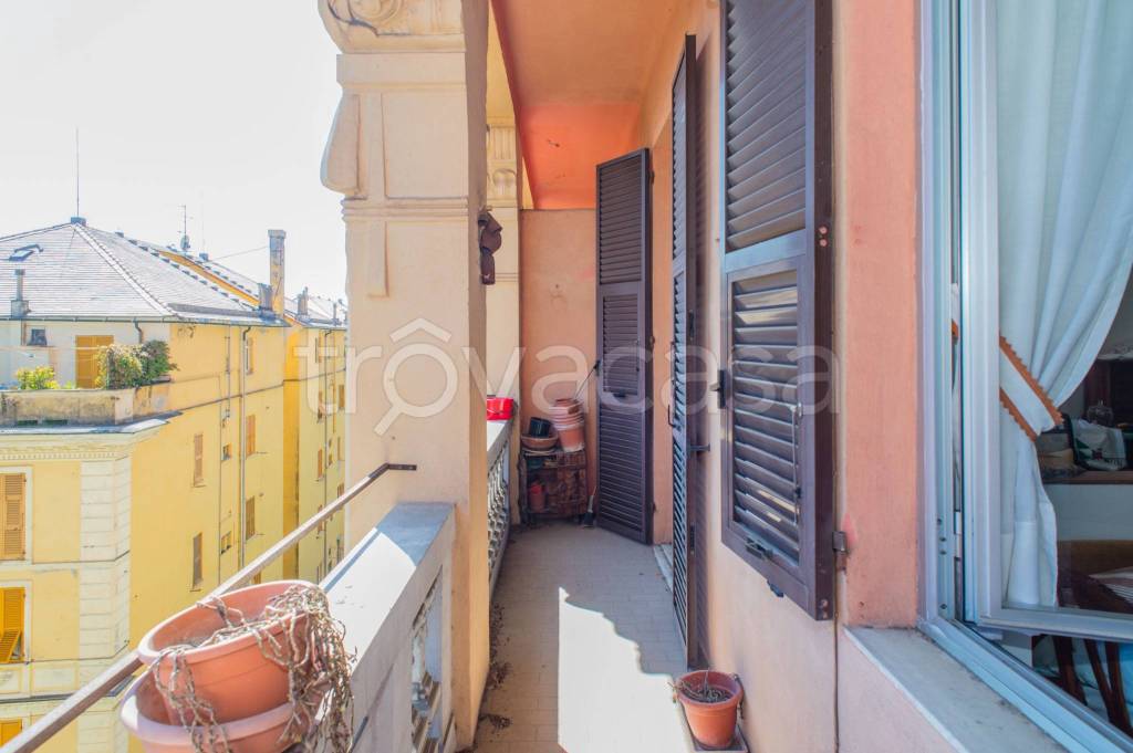 appartamento in vendita a Genova in zona Castelletto