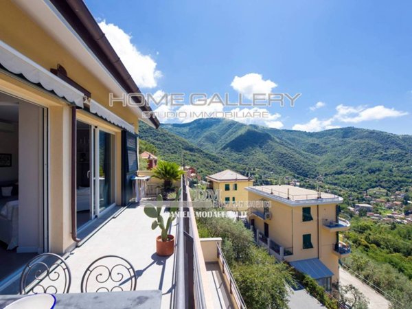 casa indipendente in vendita a Genova in zona San Desiderio
