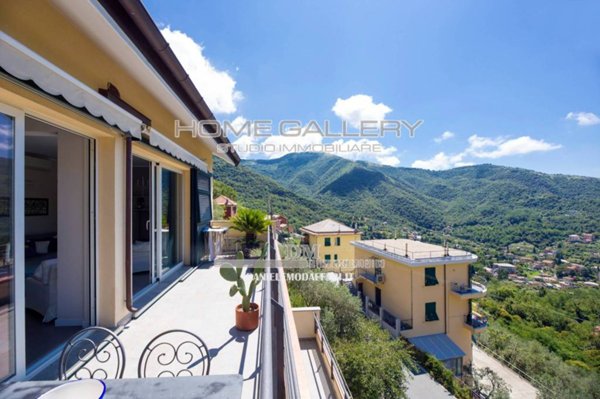 casa indipendente in vendita a Genova in zona San Desiderio