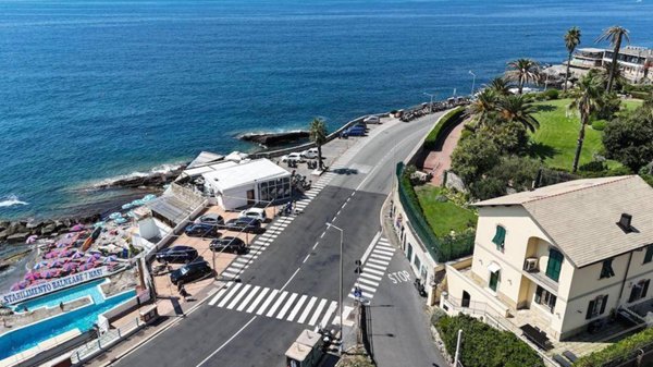 casa indipendente in vendita a Genova in zona Nervi