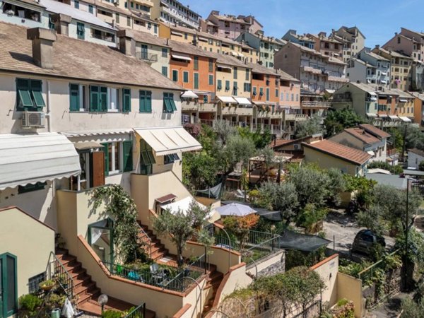 casa indipendente in vendita a Genova