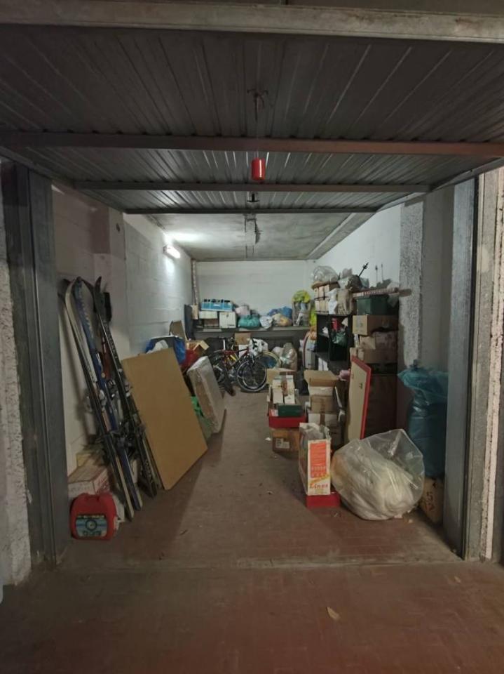 negozio in vendita a Genova in zona Sturla