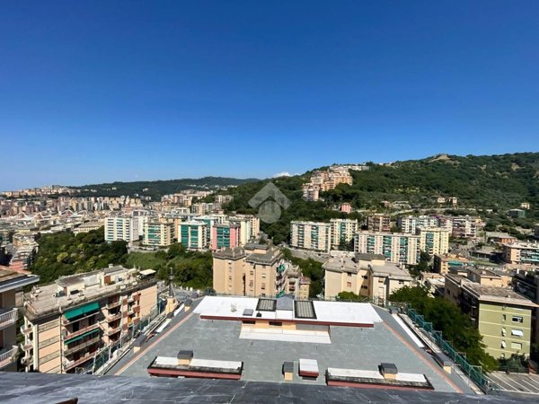 appartamento in vendita a Genova in zona Quezzi