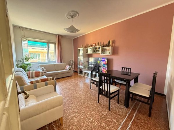 appartamento in vendita a Genova in zona Sampierdarena