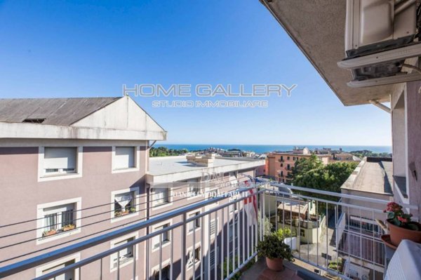 appartamento in vendita a Genova in zona Sturla