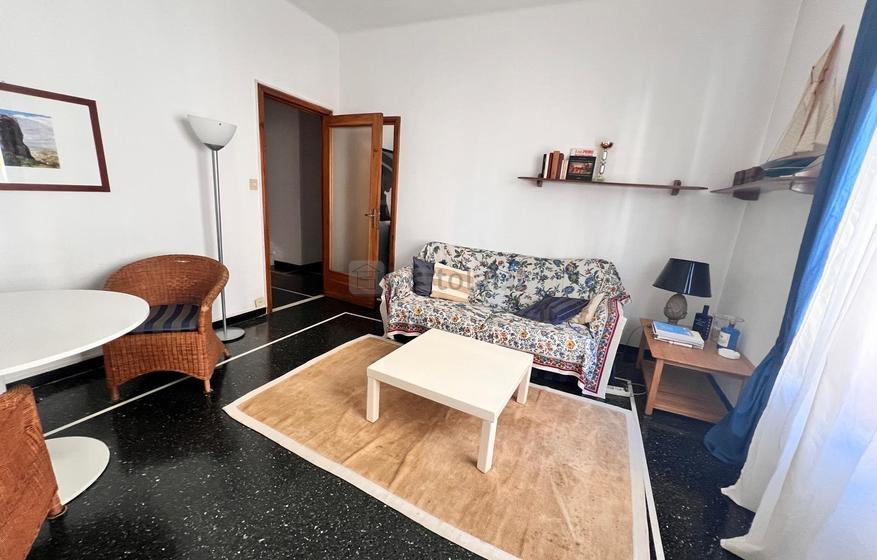 appartamento in vendita a Genova in zona Sturla