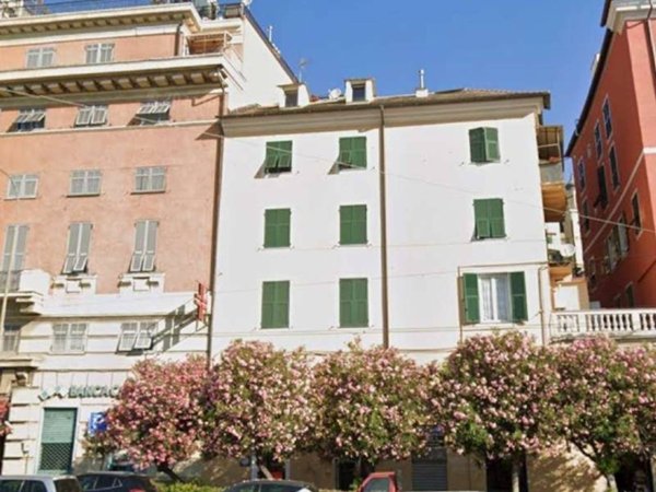 negozio in vendita a Genova in zona DiNegro
