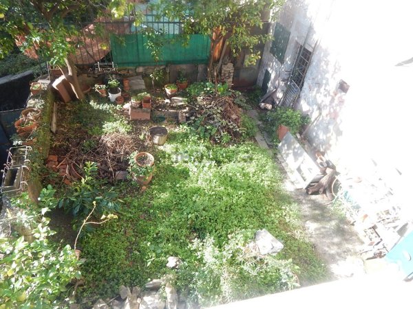 casa semindipendente in vendita a Genova in zona San Martino