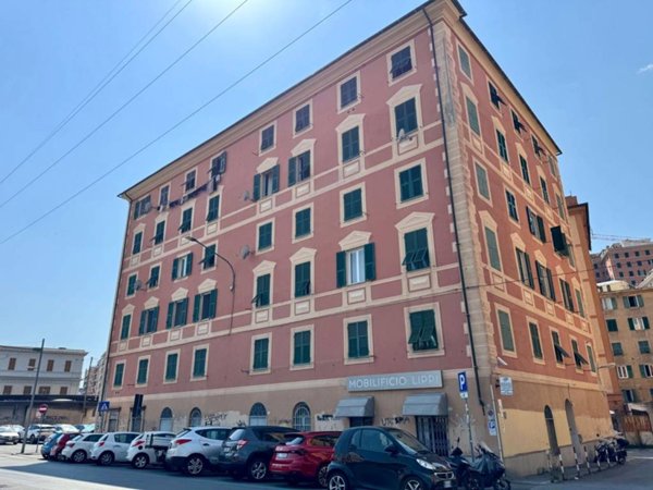 appartamento in vendita a Genova in zona Marassi