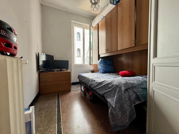 appartamento in vendita a Genova in zona Marassi