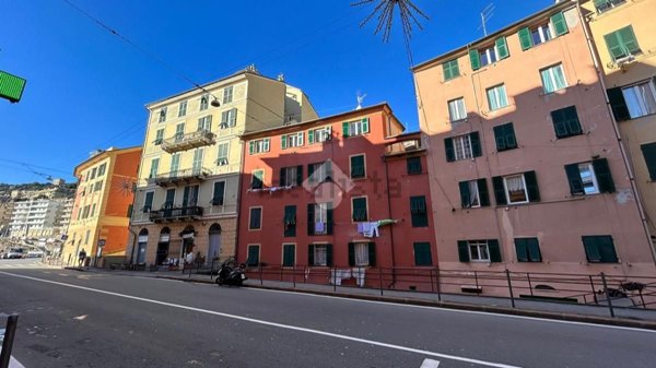 appartamento in vendita a Genova in zona Voltri