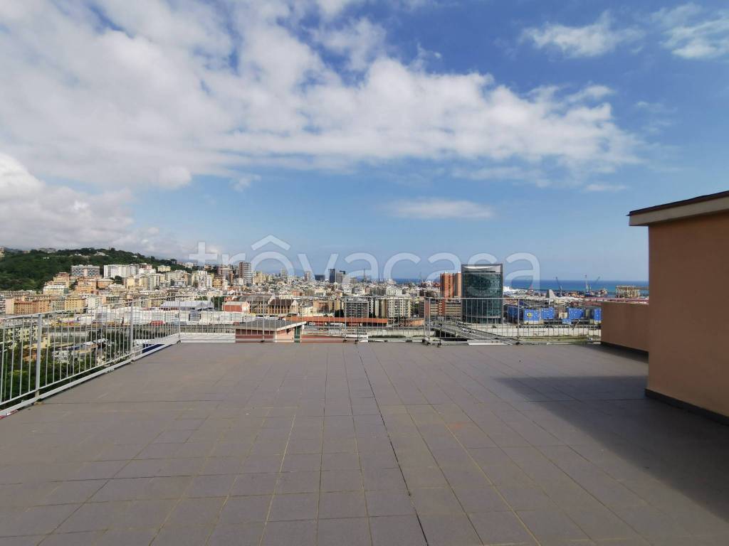 appartamento in vendita a Genova in zona Cornigliano