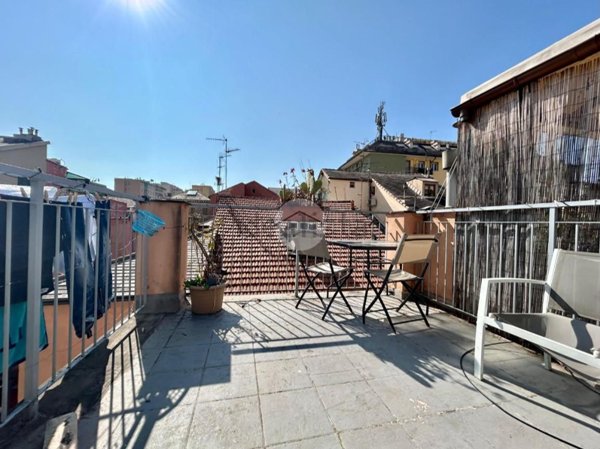 appartamento in vendita a Genova in zona Sestri Ponente