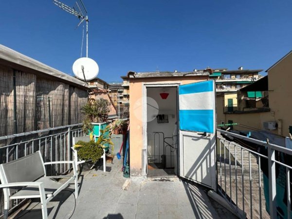 appartamento in vendita a Genova in zona Sestri Ponente