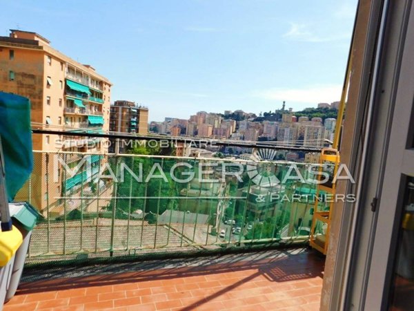 appartamento in vendita a Genova in zona Staglieno