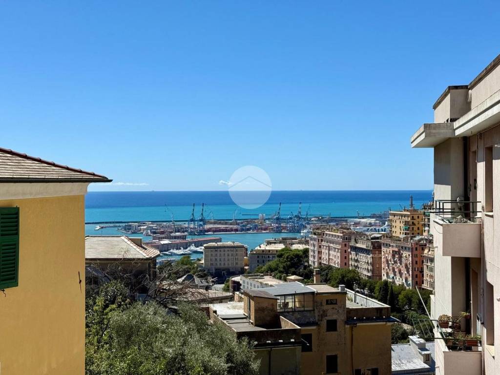 appartamento in vendita a Genova