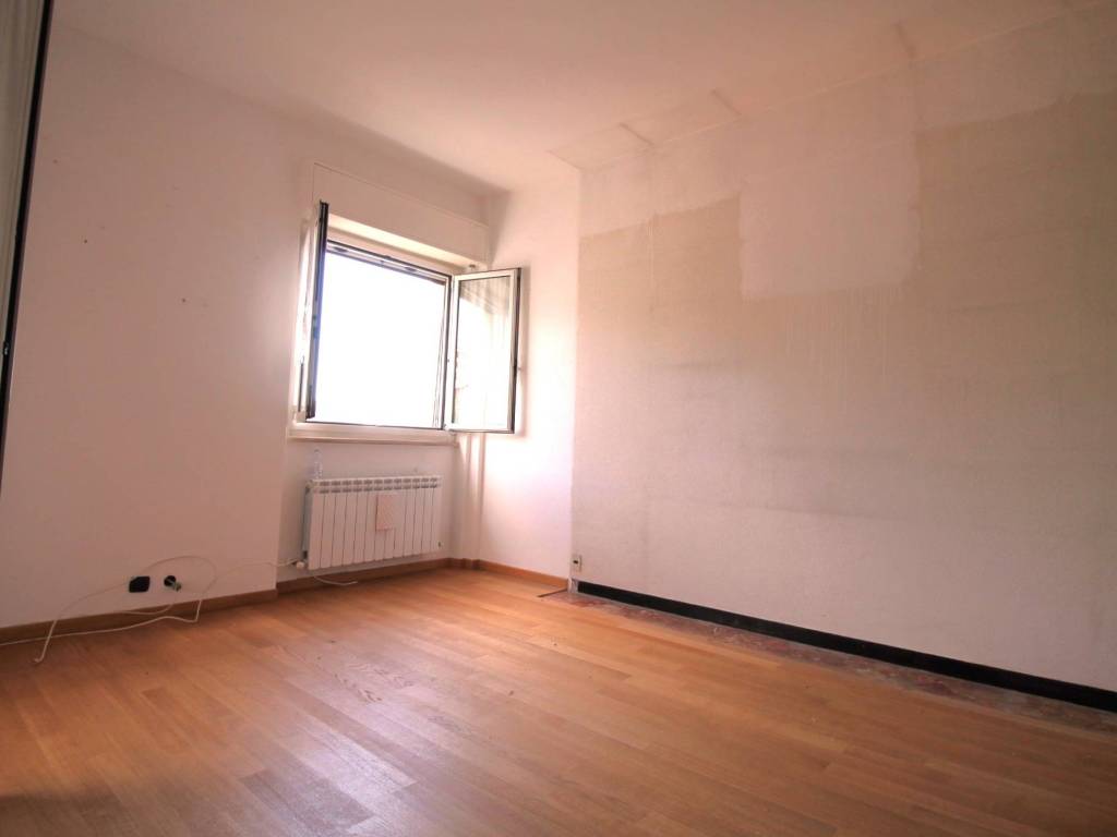 appartamento in vendita a Genova in zona Lagaccio / Granarolo