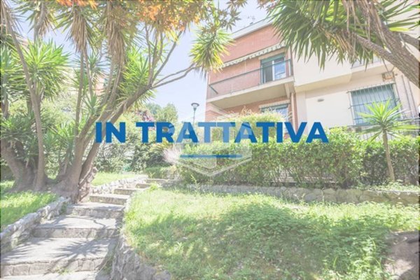 casa indipendente in vendita a Genova