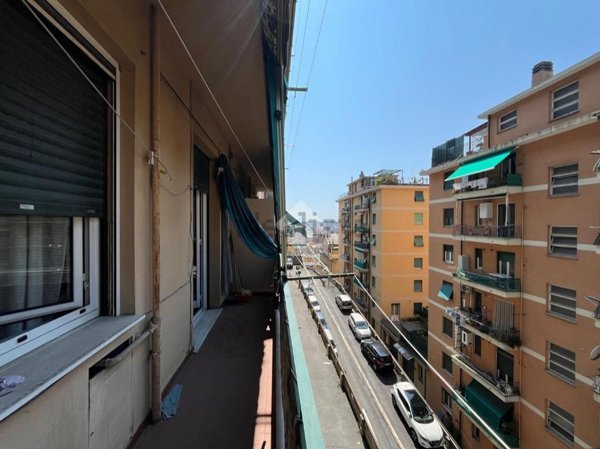 appartamento in vendita a Genova in zona Staglieno