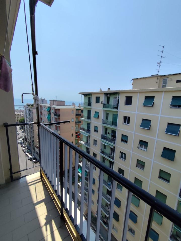 appartamento in vendita a Genova in zona Sampierdarena