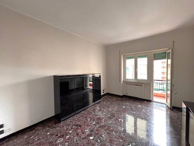 appartamento in vendita a Genova in zona Sampierdarena