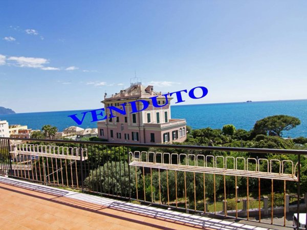 appartamento in vendita a Genova in zona Nervi