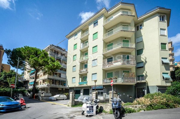 appartamento in vendita a Genova in zona Sturla