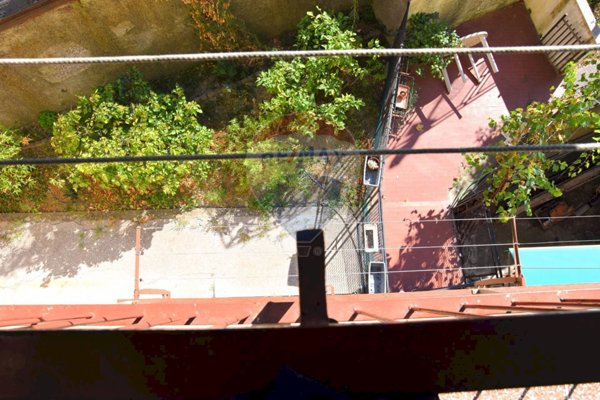 appartamento in vendita a Genova in zona Marassi