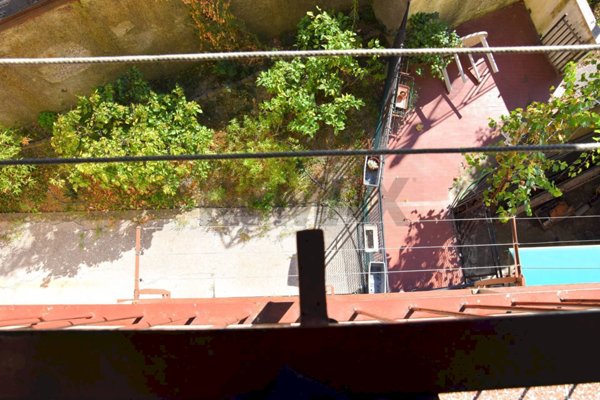 appartamento in vendita a Genova in zona Marassi