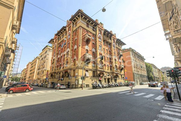 appartamento in vendita a Genova in zona Foce