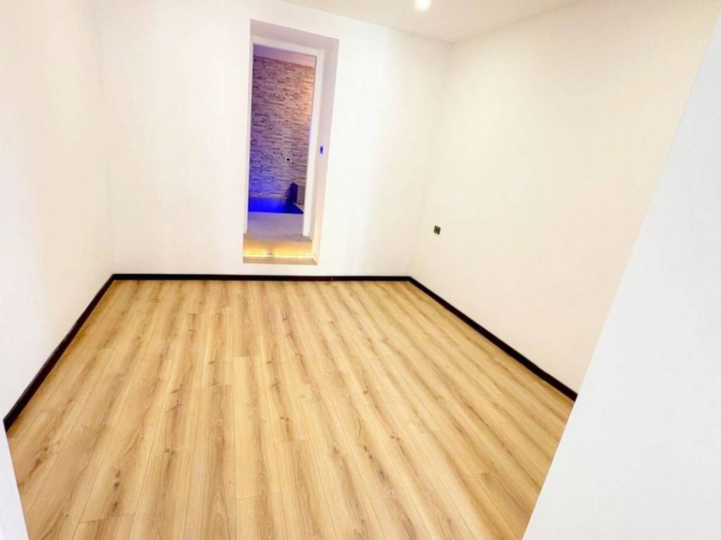 appartamento in vendita a Genova in zona Carignano