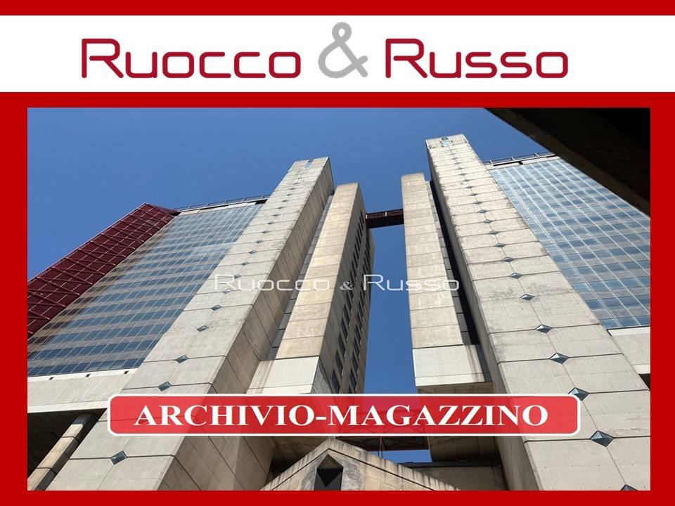 locale commerciale in vendita a Genova