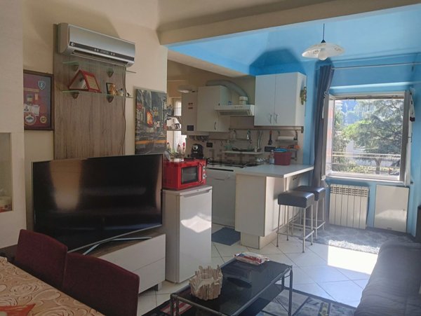 appartamento in vendita a Genova in zona Molassana