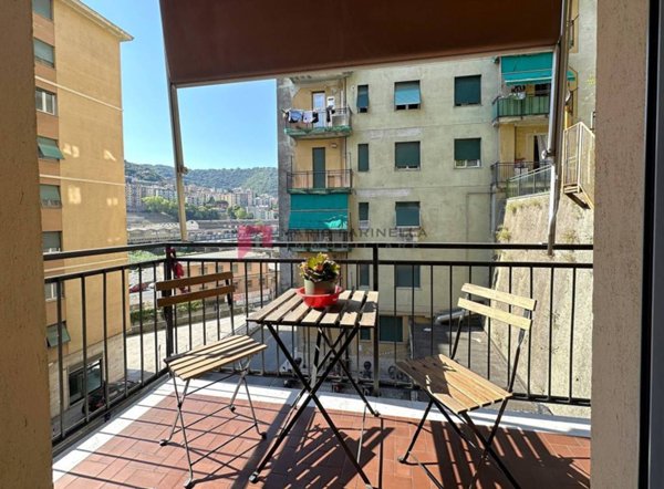 appartamento in vendita a Genova in zona Molassana