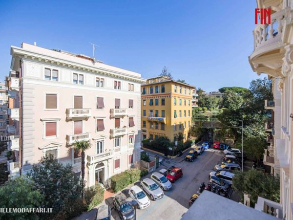 appartamento in vendita a Genova in zona Albaro