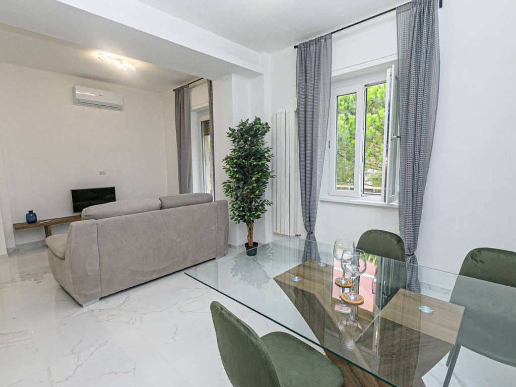 appartamento in vendita a Genova in zona Marassi